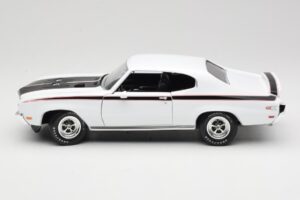 Buick GSX ホワイト American Muscle 1:18 AMM1322/06 メタル - 画像 4/8