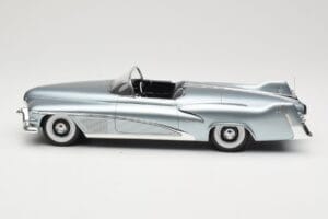 Buick Le Sabre Concept Light Blue Metallic BoS Models 1:18 BOS199 レジン - 画像 3/6