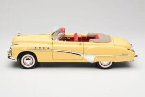 Buick Roadmaster Chrome Yellow Motormax 1:18 23124646-M17 メタル - 画像 4/8