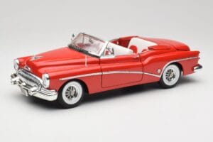 Buick Skylark レッド Motormax 1:18 411393-M1 メタル