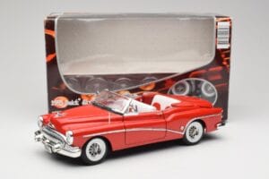 Buick Skylark レッド Motormax 1:18 411393-M1 メタル - 画像 8/8