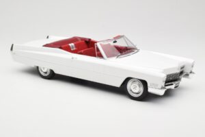 Cadillac DeVille コンバーチブル ホワイト KK-Scale 1:18 KKDC180313 メタル - 画像 4/6