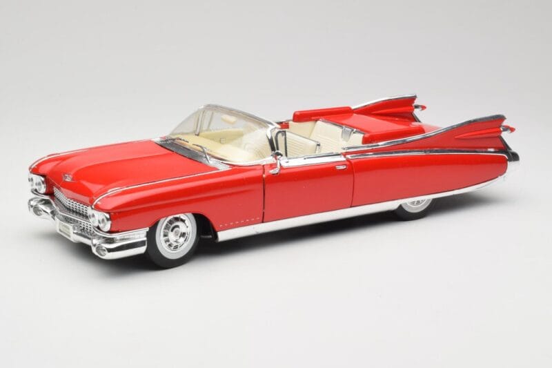 Cadillac Eldorado Biarritz Bolero Red Maisto 1:18 31813 メタル