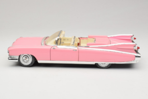 Cadillac Eldorado Biarritz ピンク Maisto 1:18 36813 メタル - 画像 4/8