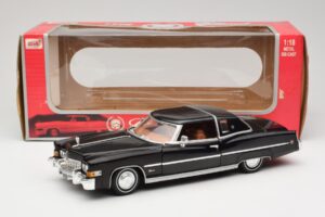 Cadillac Eldorado ブラック Anson 1:18 30357 メタル - 画像 8/8
