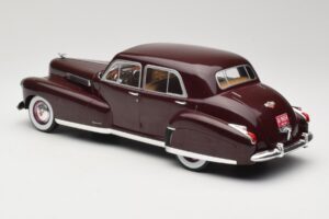 Cadillac Fleetwood 60 Special Sedan レッド MCG 1:18 MCG18071 メタル - 画像 5/6