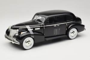 Cadillac Fleetwood Series 75 The Godfather Jada 1:18 91199 メタル