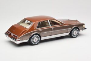 Cadillac Seville Brown Metallic BoS Models 1:18 BOS333 レジン - 画像 2/6