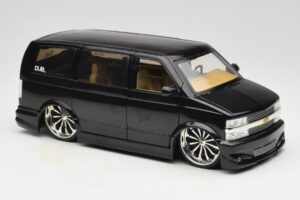 Chevrolet Astro Van Tuned ブラック Jada 1:18 63122 メタル - 画像 6/8