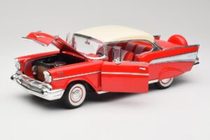 Chevrolet Bel Air Matador レッド & India アイボリー Road Legends 1:18 92109 メタル - 画像 2/8