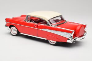 Chevrolet Bel Air Matador レッド & India アイボリー Road Legends 1:18 92109 メタル - 画像 7/8