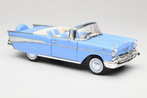Chevrolet Bel Air カブリオレ ブルー Road Signature 1:18 55/1/0863 メタル - 画像 6/8