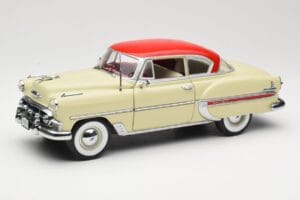 Chevrolet Bel Air ベージュ Sun Star 1:18 1600 メタル