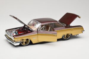 Chevrolet Bel Air ゴールド & ブラウン Maisto 1:18 31064 メタル - 画像 2/8
