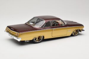 Chevrolet Bel Air ゴールド & ブラウン Maisto 1:18 31064 メタル - 画像 3/8
