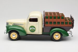 Chevrolet Brasseur Perrier Delivery Van グリーン Solido 1:18 203243 メタル - 画像 4/8