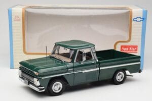 Chevrolet C-10 グリーン Sun Star 1:18 1360 メタル - 画像 8/8