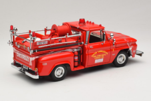 Chevrolet C-20 Fire Truck Sun Star 1:18 1383 メタル - 画像 2/6