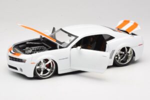 Chevrolet Camaro Concept Tuned ホワイト Jada 1:18 63014 メタル - 画像 2/8