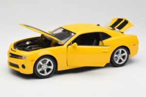 Chevrolet Camaro SS RS イエロー Maisto 1:18 31173 メタル - 画像 2/8