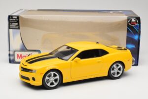 Chevrolet Camaro SS RS イエロー Maisto 1:18 31173 メタル - 画像 8/8