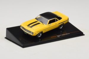 Chevrolet Camaro Yenko SYC イエロー IXO 1:43 CLC591N メタル - 画像 2/4