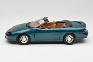 Chevrolet Camaro Z28 カブリオレ グリーン American Muscle 1:18 7231D0 メタル - 画像 4/8