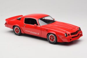 Chevrolet Camaro Z28 Yenko Turbo Z レッド GreenLight 1:18 12999 メタル - 画像 6/8