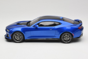 Chevrolet Camaro ZL1 Gen 6 ブルー GT Spirit 1:18 GT177 レジン - 画像 3/6