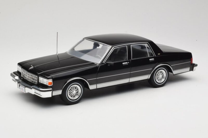 Chevrolet Caprice ブラック MCG 1:18 MCG18113 メタル