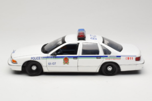 Chevrolet Caprice カナダ ポリス UT Models 1:18 21023 メタル - 画像 4/8