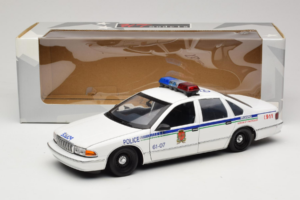 Chevrolet Caprice カナダ ポリス UT Models 1:18 21023 メタル - 画像 8/8