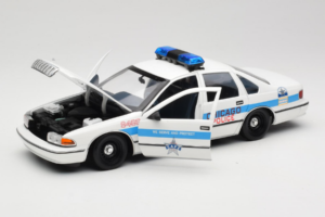 Chevrolet Caprice Chicago ポリス UT Models 1:18 180142096 メタル - 画像 2/8