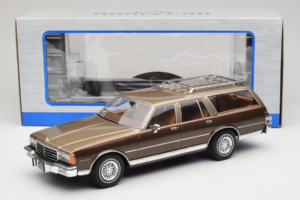 Chevrolet Caprice Estate Wagon ベージュ MCG 1:18 MCG18476 メタル - 画像 6/6