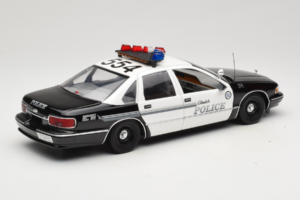 Chevrolet Caprice Glendale ポリス UT Models 1:18 21026 メタル - 画像 3/8