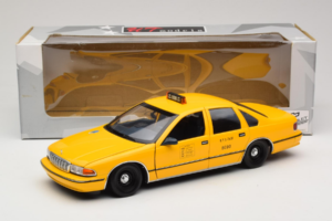 Chevrolet Caprice NYC タクシー UT Models 1:18 180142095 メタル - 画像 8/8