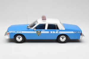 Chevrolet Caprice NYPD ポリスカー MCG 1:18 MCG18360 メタル - 画像 3/6