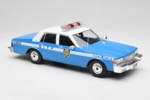 Chevrolet Caprice NYPD ポリスカー MCG 1:18 MCG18360 メタル - 画像 4/6