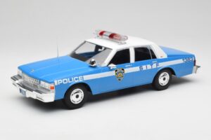 Chevrolet Caprice NYPD ポリスカー MCG 1:18 MCG18360 メタル