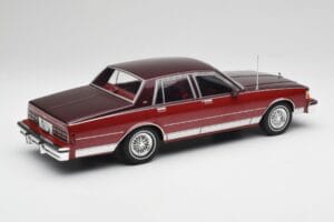 Chevrolet Caprice レッド メタリック MCG 1:18 MCG18361 メタル - 画像 2/6