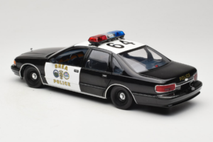 Chevrolet Caprice カリフォルニア ポリス UT Models 1:18 180142098 メタル - 画像 7/8