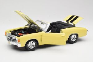 Chevrolet Chevelle SS 454 イエロー Maisto 1:18 531890 メタル - 画像 2/8