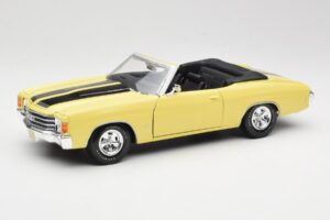 Chevrolet Chevelle SS 454 イエロー Maisto 1:18 531890 メタル