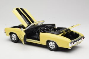 Chevrolet Chevelle SS 454 イエロー Maisto 1:18 531890 メタル - 画像 5/8