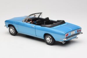 Chevrolet Corvair Monza カブリオレ ブルー Road Signature 1:18 92498 メタル - 画像 7/8