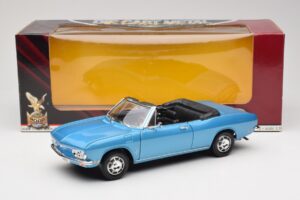 Chevrolet Corvair Monza カブリオレ ブルー Road Signature 1:18 92498 メタル - 画像 8/8