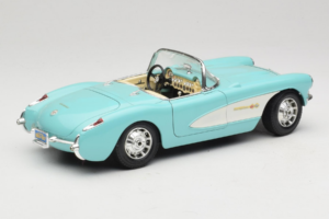 Chevrolet Corvette C1 ブルー & ホワイト Bburago 1:18 3024-M2 メタル - 画像 3/8