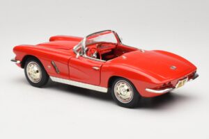 Chevrolet Corvette C1 レッド ERTL 1:18 7835 メタル - 画像 7/8