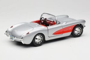 Chevrolet Corvette C1 シルバー Bburago 1:18 3034 メタル - 画像 3/8
