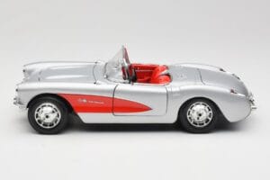 Chevrolet Corvette C1 シルバー Bburago 1:18 3034 メタル - 画像 4/8